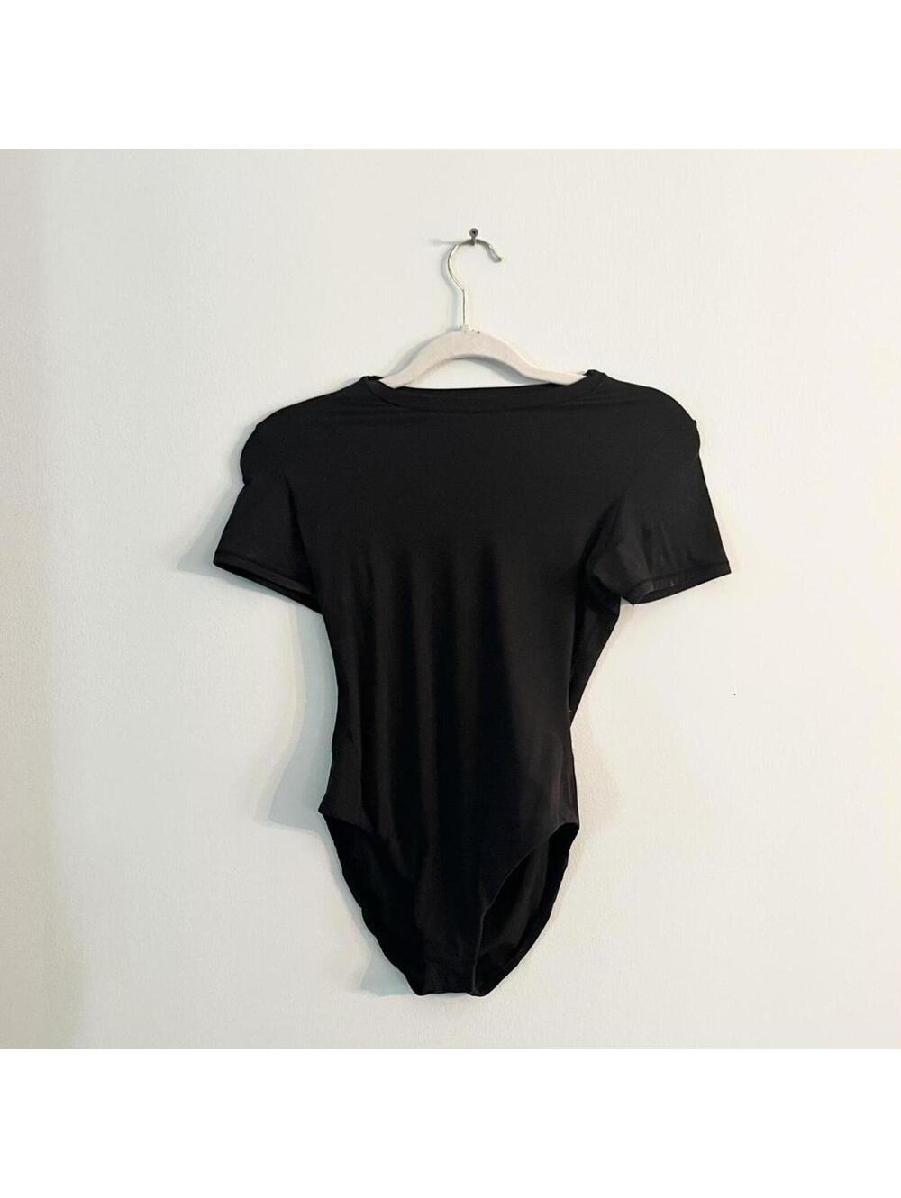 Skims Fits Everybody Tshirt Bodysuit